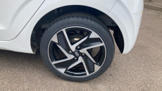 Hyundai i10 1.0 MPi Premium 5dr Petrol Hatchback